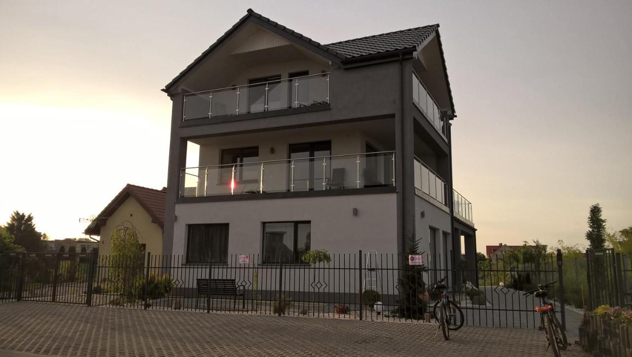 Willa Dobryłko II -Apartamenty Rewa Esterno foto