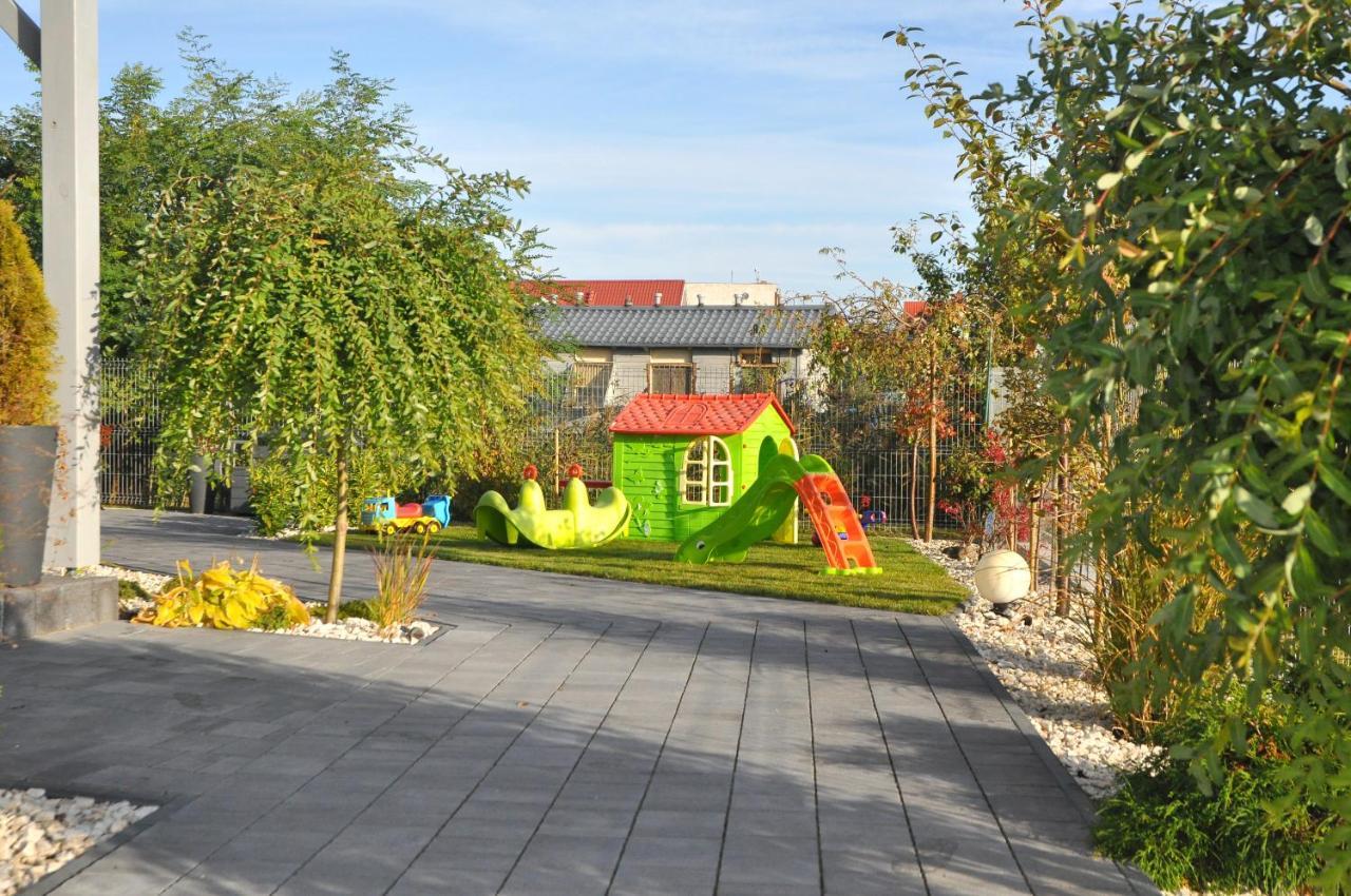 Willa Dobryłko II -Apartamenty Rewa Esterno foto